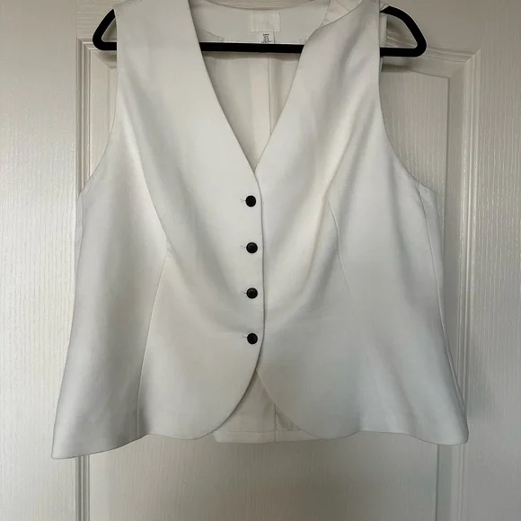 H&M Tailored XL Cream Vest with Black Buttons - Picture 2 of 4